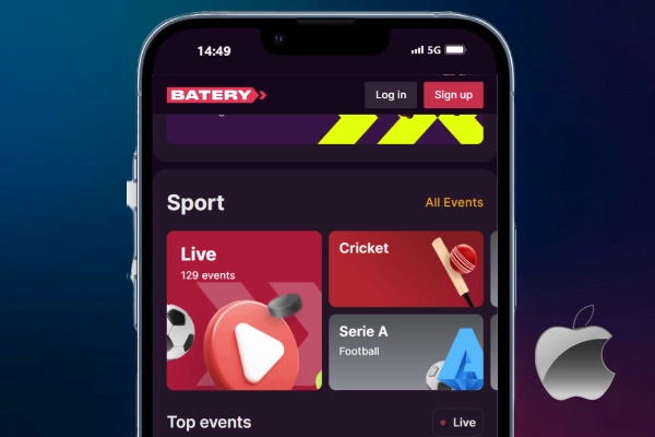 the arrow points to the home page of the Batery website on the phone screen, next to the iOS logo